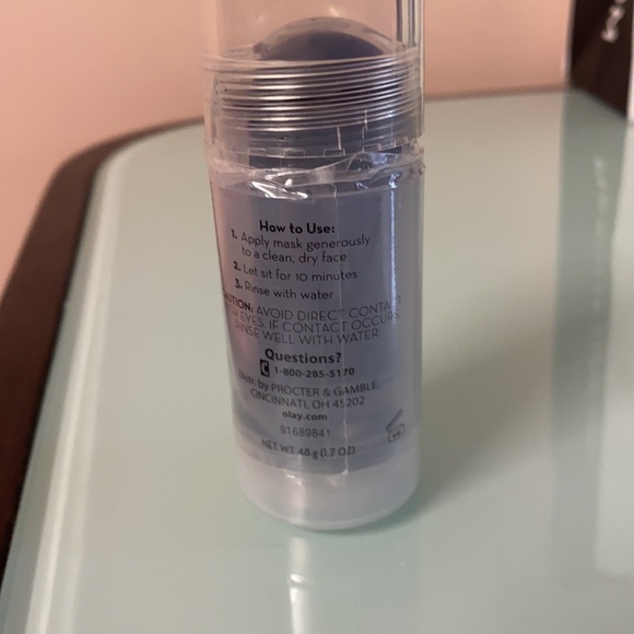 Olay Clay stick Masks - Pure Detox in Black Charcoal - Picture 2 of 4